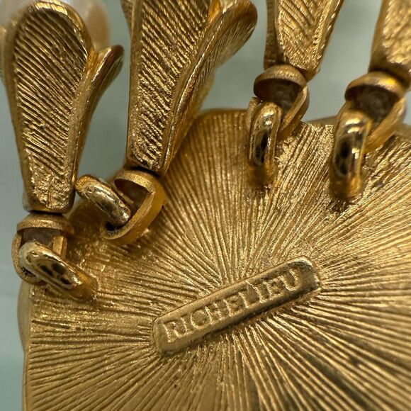 Vintage Richelieu Faux Pearl Rhinestone Necklace 18 inches - Picture 9 of 9